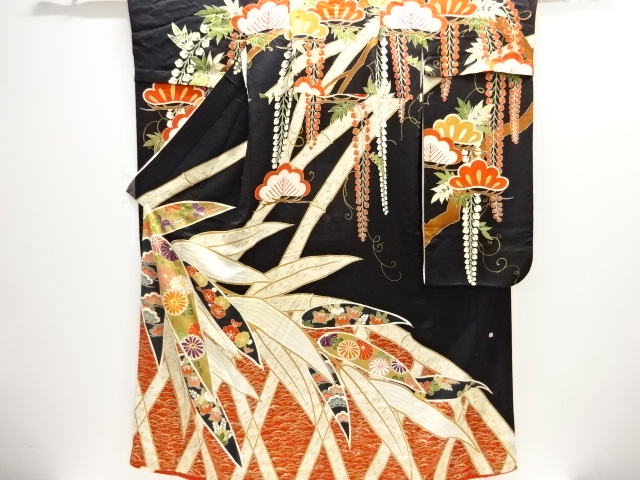 アンティーク　作家物　松竹梅に鶴模様刺繍掛下・中着セット